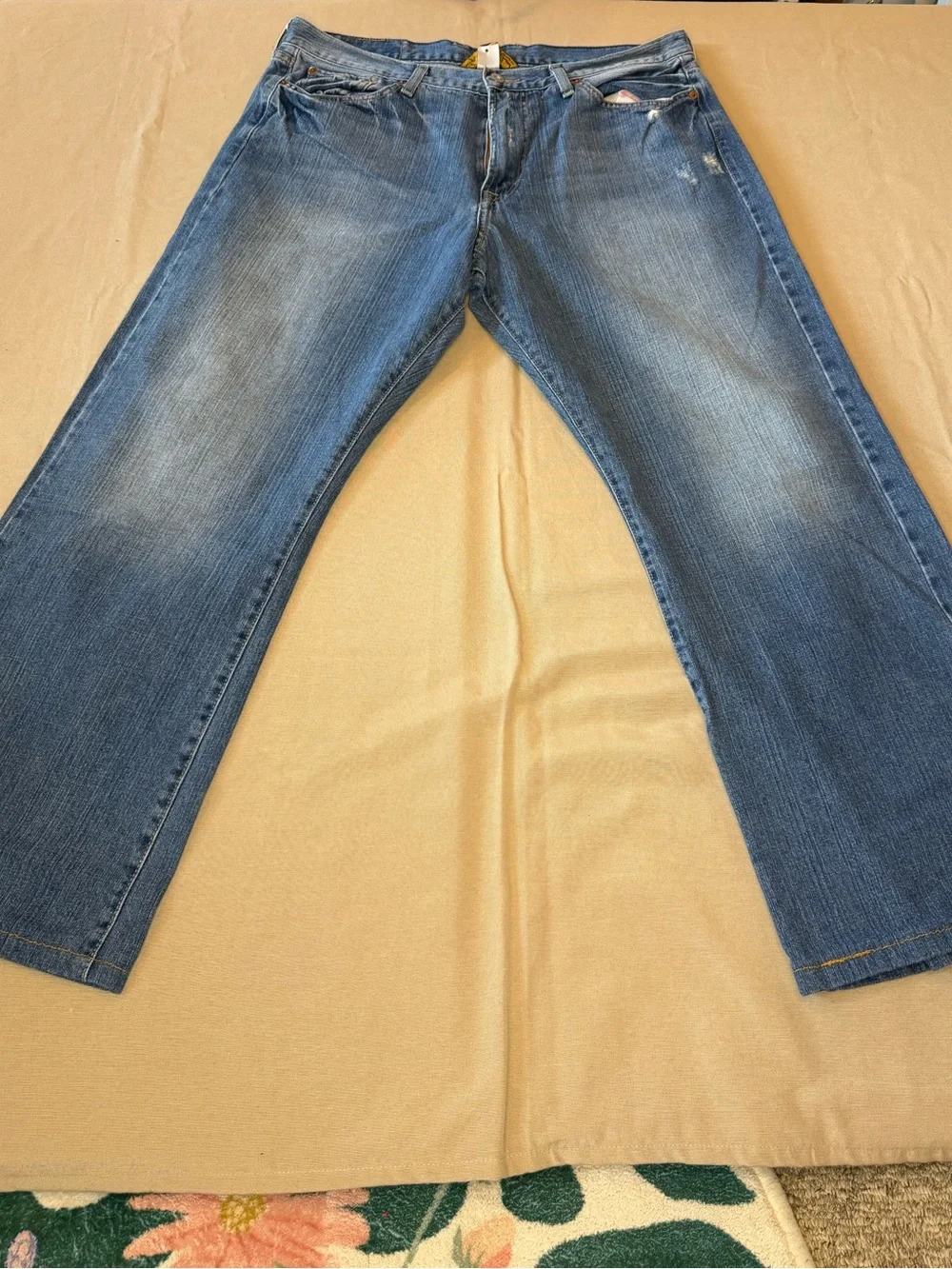 Lucky Brand Men's Faded Blue Relaxed Bootleg Jeans